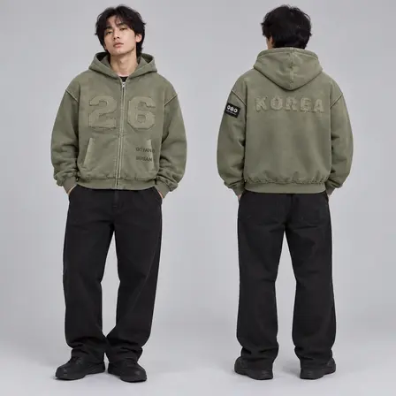 Zip-up Hoodie Korea — modelo