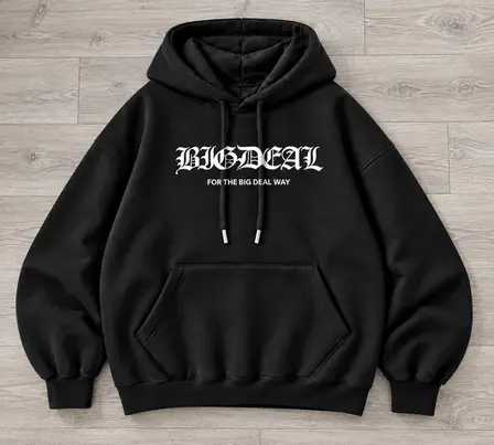BIG DEAL - HOODIE — vista sobre madera